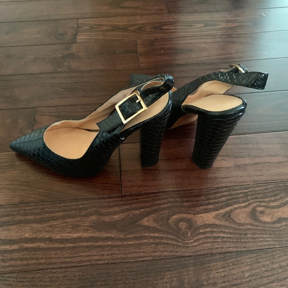 Only Maken Slingback Pointed-Toe Fish Scale Pumps — NWOT (US 10) - Picture 3 of 5